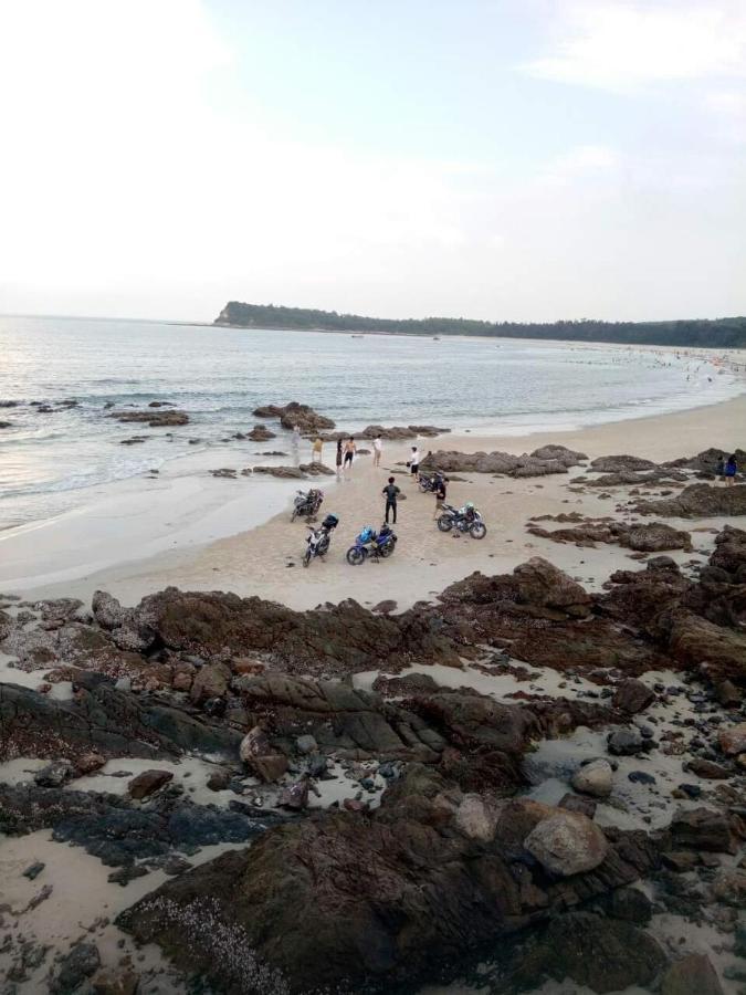 Bich Ngoc Hotel Quan Lan Lang Lieu Luaran gambar